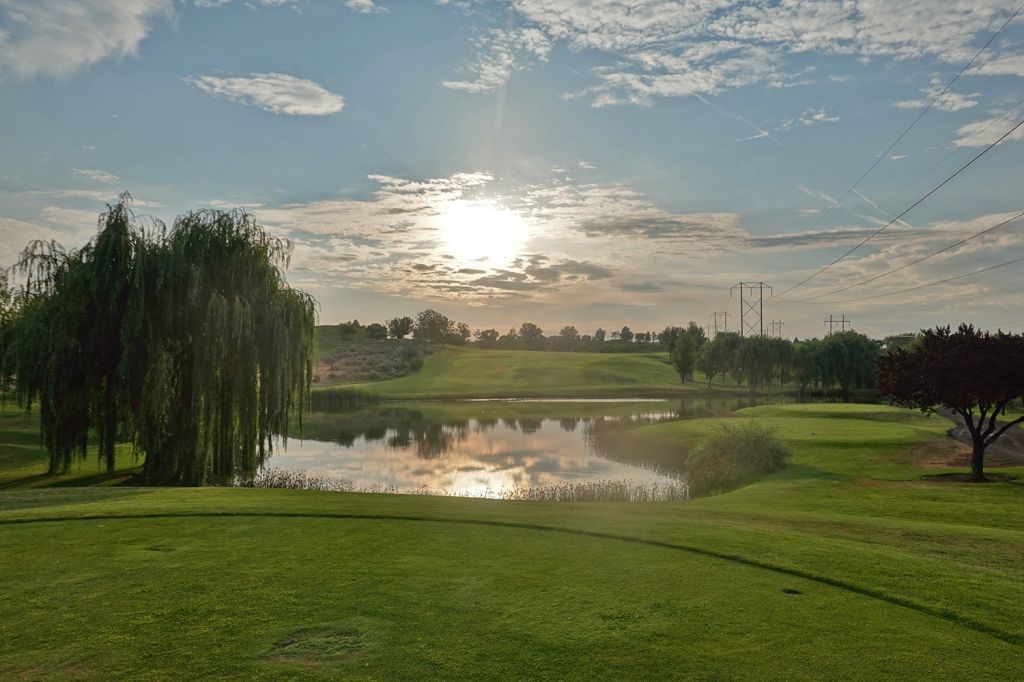 Falcon Crest Golf Club